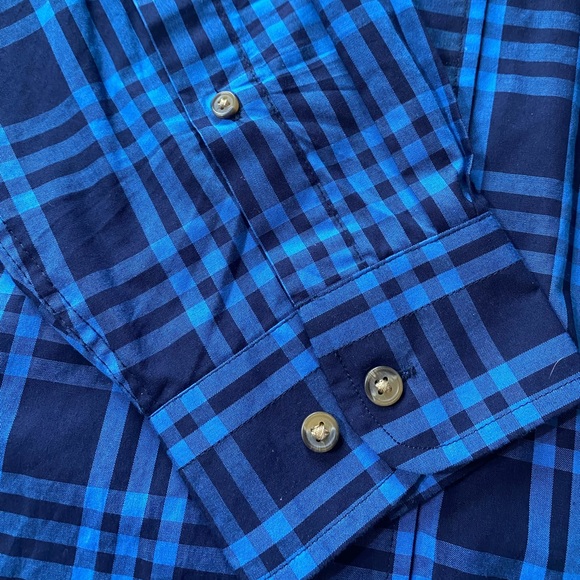 Men’s Harbor Bay Long Sleeve Button Down Shirt - Picture 4 of 4